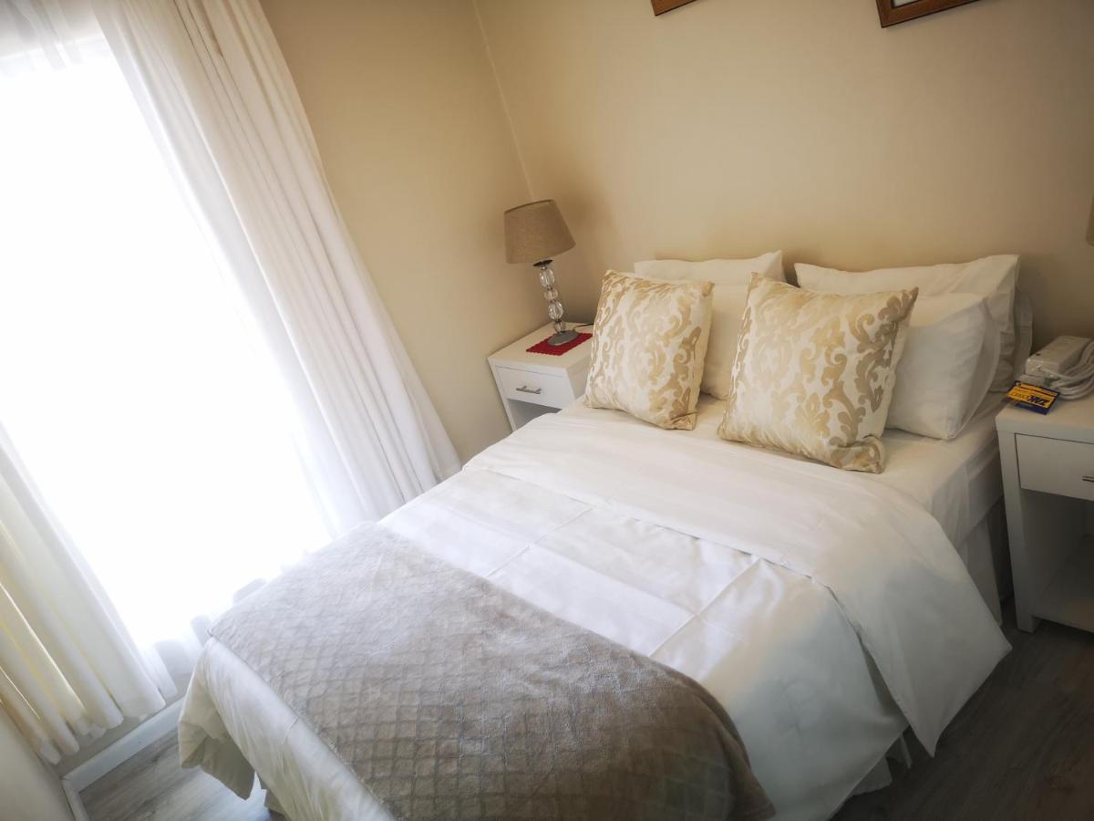 Cape Town Family Beachfront Apartment Leisure Bay Bagian luar foto