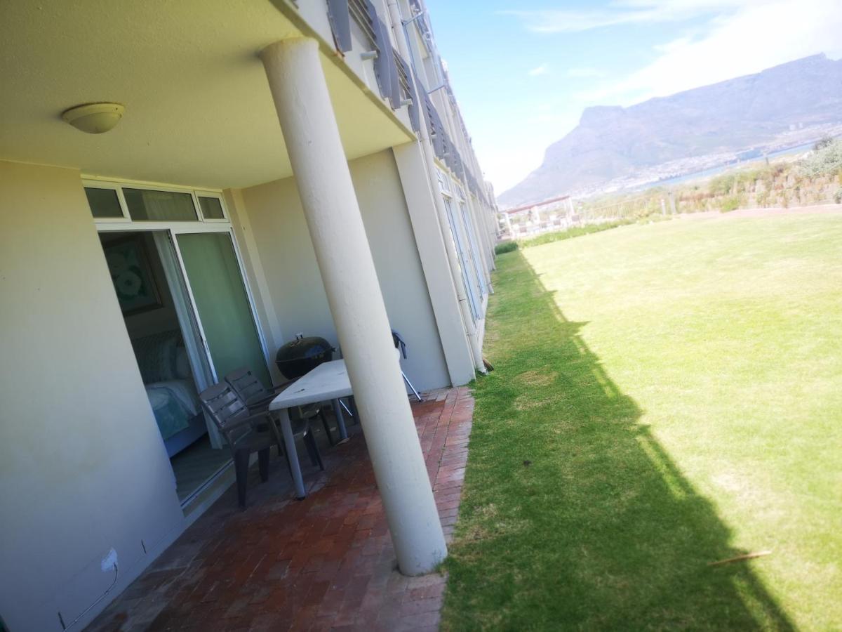 Cape Town Family Beachfront Apartment Leisure Bay Bagian luar foto