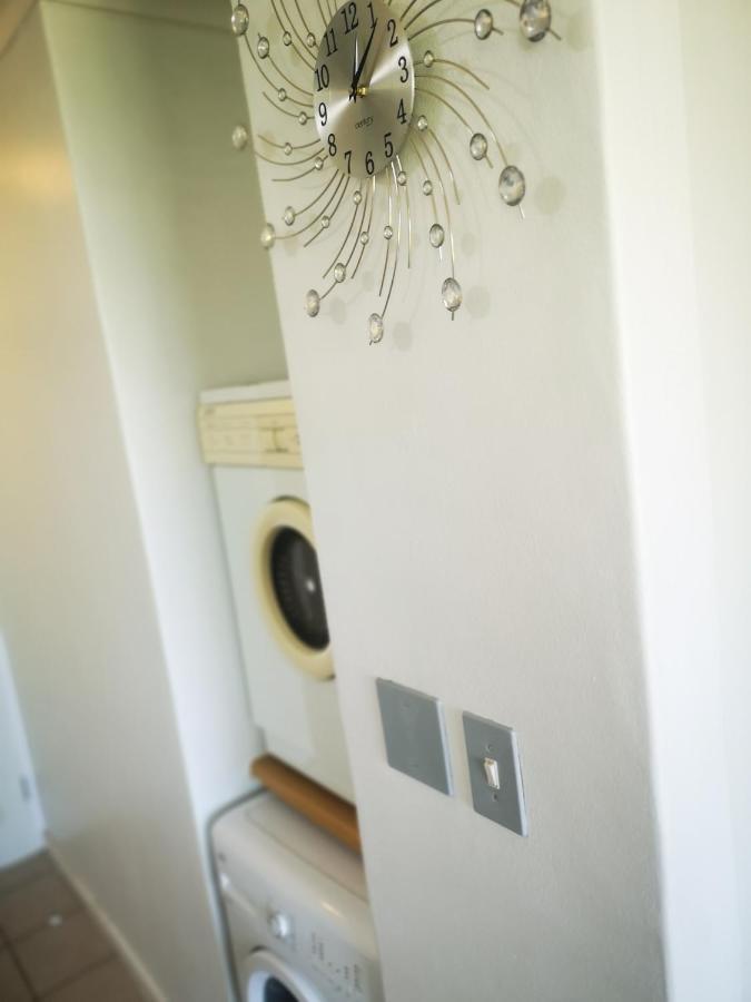Cape Town Family Beachfront Apartment Leisure Bay Bagian luar foto